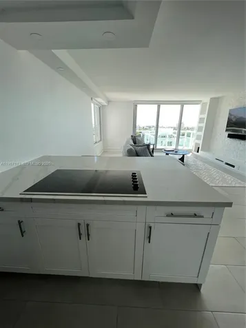 1000 West Avenue Miami Beach FL 33139