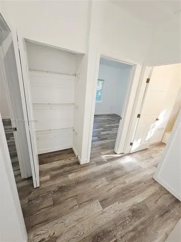 127 NE 184th Terrace Miami FL 33179