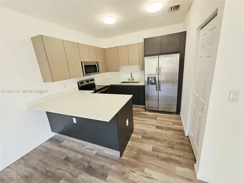127 NE 184th Terrace Miami FL 33179