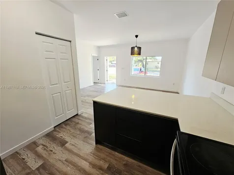 127 NE 184th Terrace Miami FL 33179