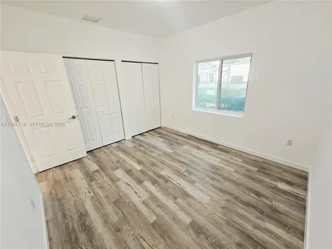 127 NE 184th Terrace Miami FL 33179