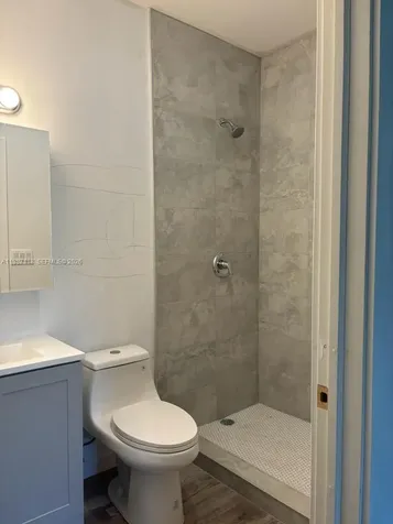 127 NE 184th Terrace Miami FL 33179