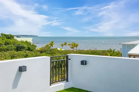 94825 Overseas Highway 209 Key Largo FL 33037