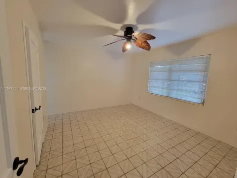 291 E 4th Avenue Hialeah FL 33010