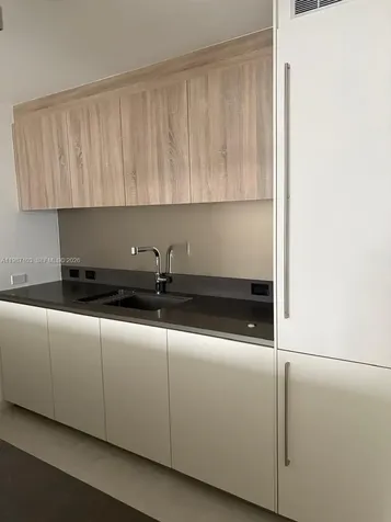 1000 Brickell Plaza Miami FL 33131