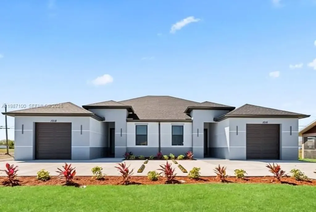1202 NE 8th Place Cape Coral FL 33909