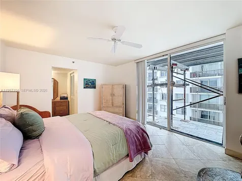 6061 Collins Avenue Miami Beach FL 33140