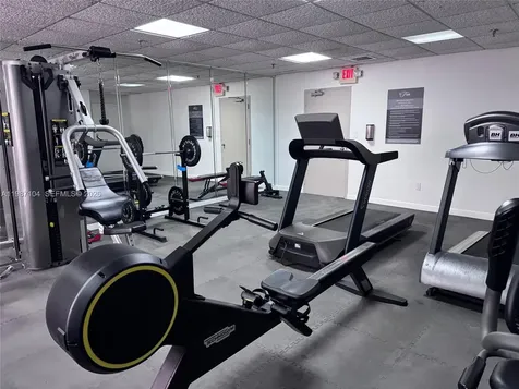 6061 Collins Avenue Miami Beach FL 33140