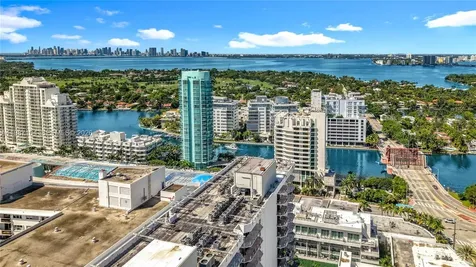6061 Collins Avenue Miami Beach FL 33140