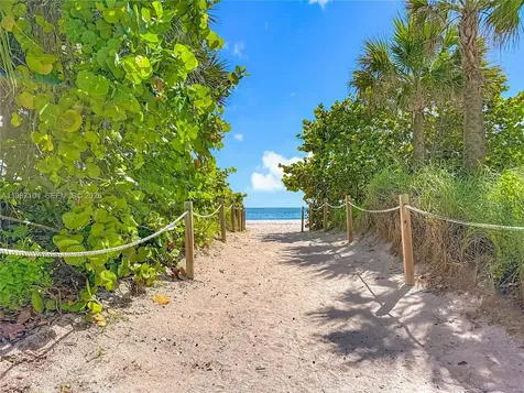 6061 Collins Avenue Miami Beach FL 33140