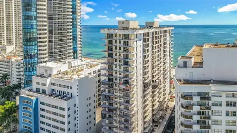 6061 Collins Avenue Miami Beach FL 33140