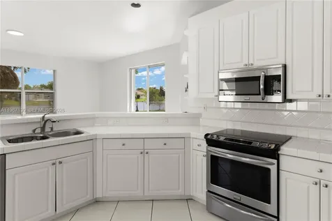 2327 NW 187th Avenue Pembroke Pines FL 33029