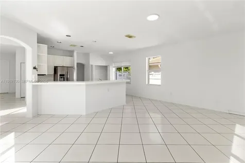 2327 NW 187th Avenue Pembroke Pines FL 33029