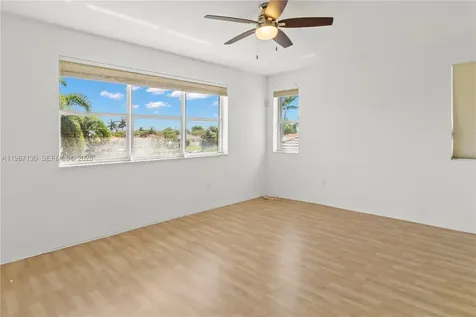 2327 NW 187th Avenue Pembroke Pines FL 33029