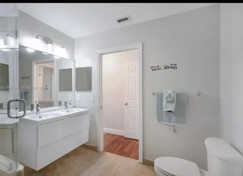 6690 NW 38th Drive Lauderhill FL 33319