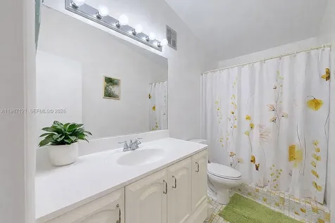 20704 SW 103rd Place Cutler Bay FL 33189