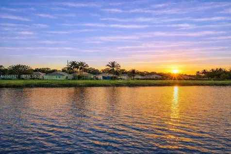 20704 SW 103rd Place Cutler Bay FL 33189