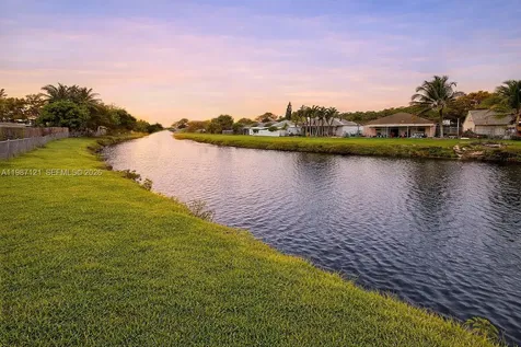 20704 SW 103rd Place Cutler Bay FL 33189