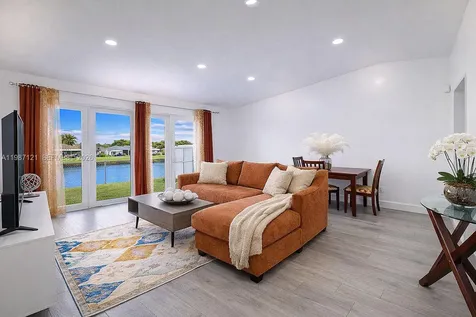 20704 SW 103rd Place Cutler Bay FL 33189