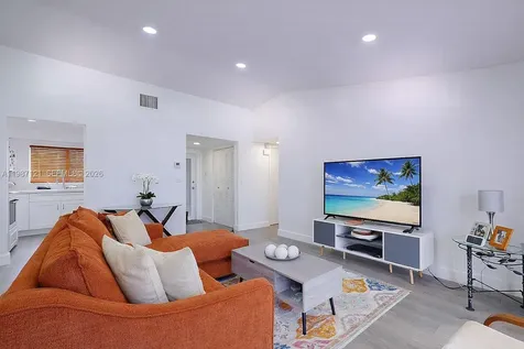 20704 SW 103rd Place Cutler Bay FL 33189
