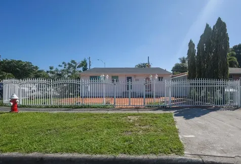 3495 W 2nd Avenue Hialeah FL 33012