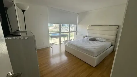 16909 N Bay Road Sunny Isles Beach FL 33160
