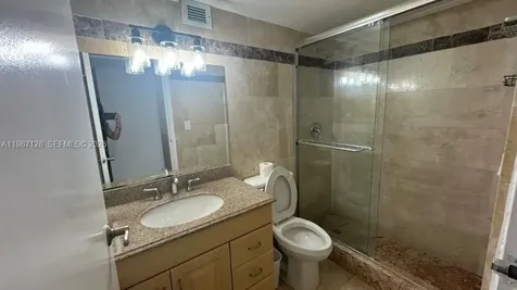 16909 N Bay Road Sunny Isles Beach FL 33160