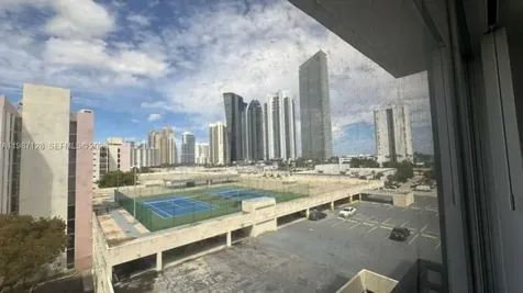16909 N Bay Road Sunny Isles Beach FL 33160