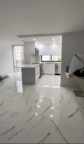 16909 N Bay Road Sunny Isles Beach FL 33160