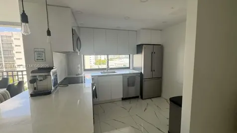 16909 N Bay Road Sunny Isles Beach FL 33160