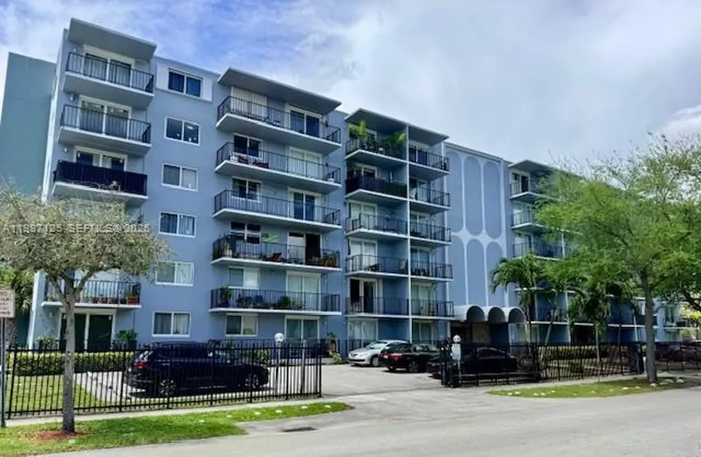 1470 NE 125th Terrace North Miami FL 33161