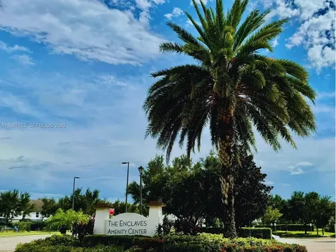 1613 Pelican Drive Davenport FL 33896