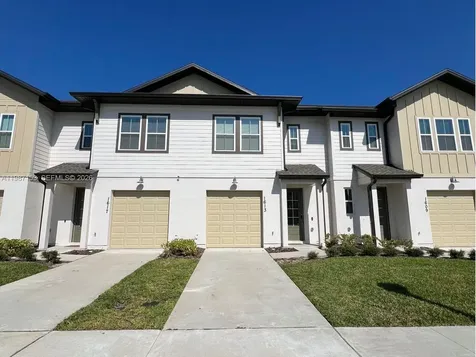 1613 Pelican Drive Davenport FL 33896