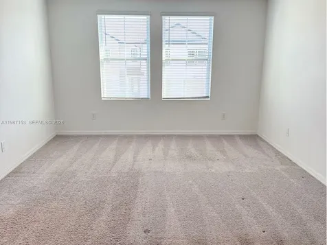 1613 Pelican Drive Davenport FL 33896