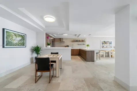 5600 Collins Avenue Miami Beach FL 33140