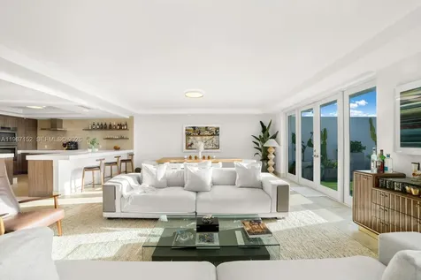 5600 Collins Avenue Miami Beach FL 33140