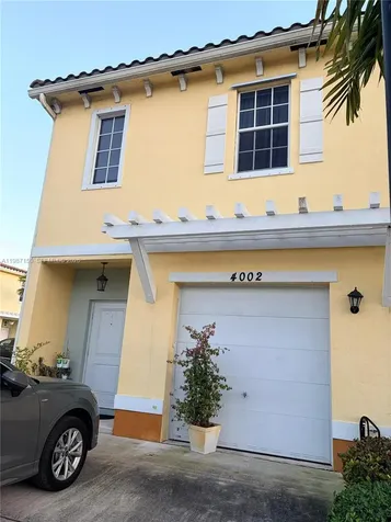 4002 NW 11th Drive Plantation FL 33313