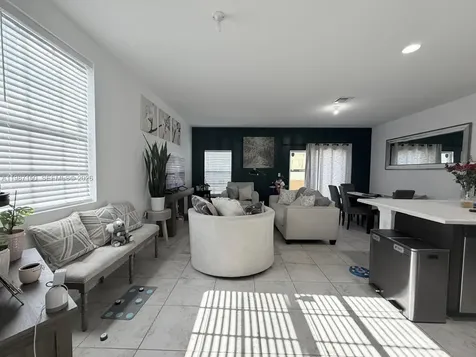 4002 NW 11th Drive Plantation FL 33313