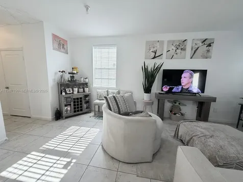 4002 NW 11th Drive Plantation FL 33313