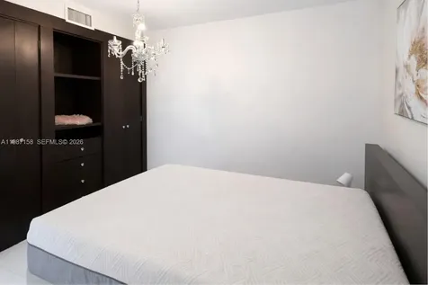 1000 West Avenue Miami Beach FL 33139