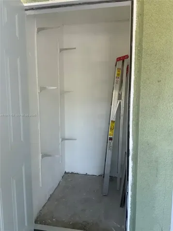 11163 NW 7th Street Miami FL 33172