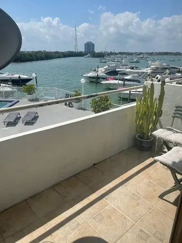 7904 West Drive North Bay Village FL 33141