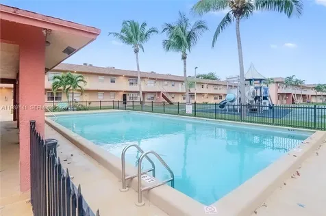 101 NE 41st Street Oakland Park FL 33334