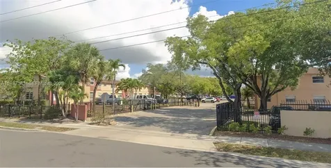 101 NE 41st Street Oakland Park FL 33334