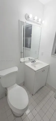 101 NE 41st Street Oakland Park FL 33334