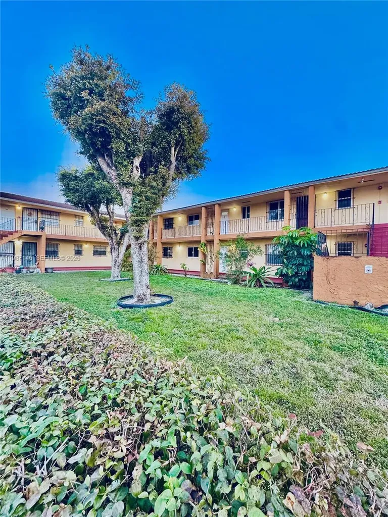 4050 NW 135th Street Opa-Locka FL 33054