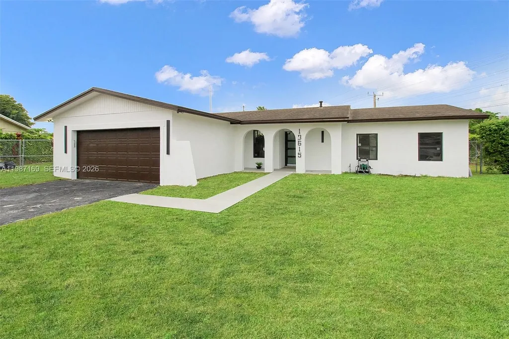13615 SW 72nd Terrace Miami FL 33183