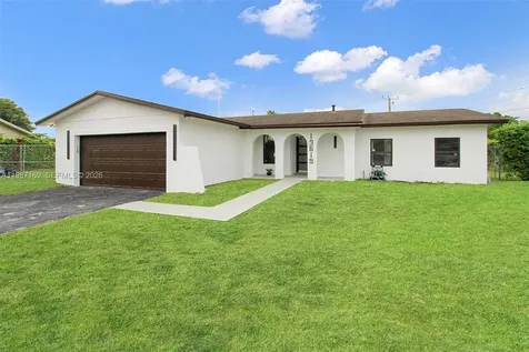 13615 SW 72nd Terrace Miami FL 33183