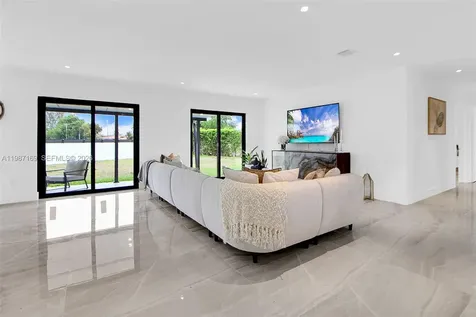 13615 SW 72nd Terrace Miami FL 33183