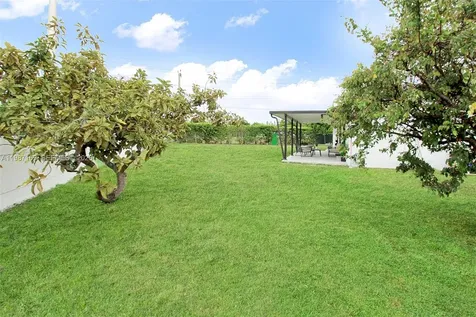 13615 SW 72nd Terrace Miami FL 33183